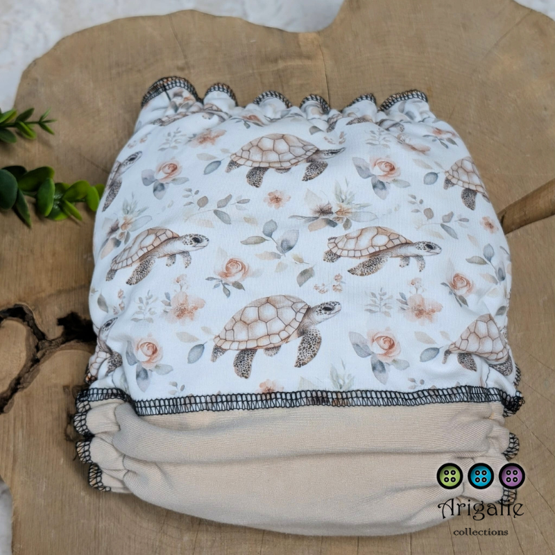 ERIKA | Culotte enfilable absorbante/Couche moulée | Taille Medium 12-45 livres - prêt à partir