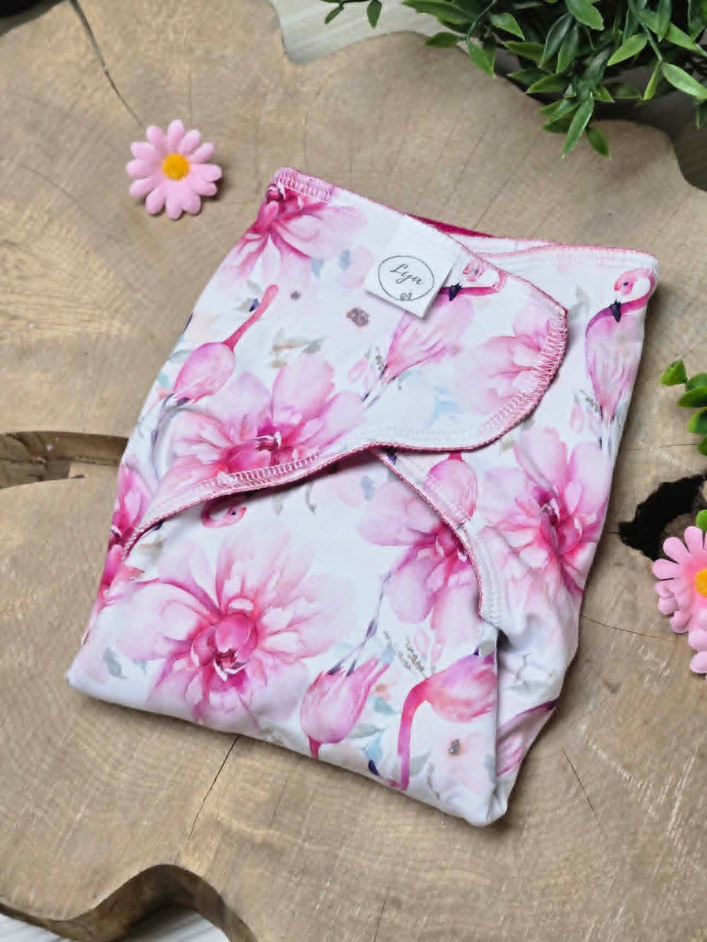 LYA | PRÉPLATE | Couche lavable pré-assemblée avec booster | Taille Medium - prêt à partir