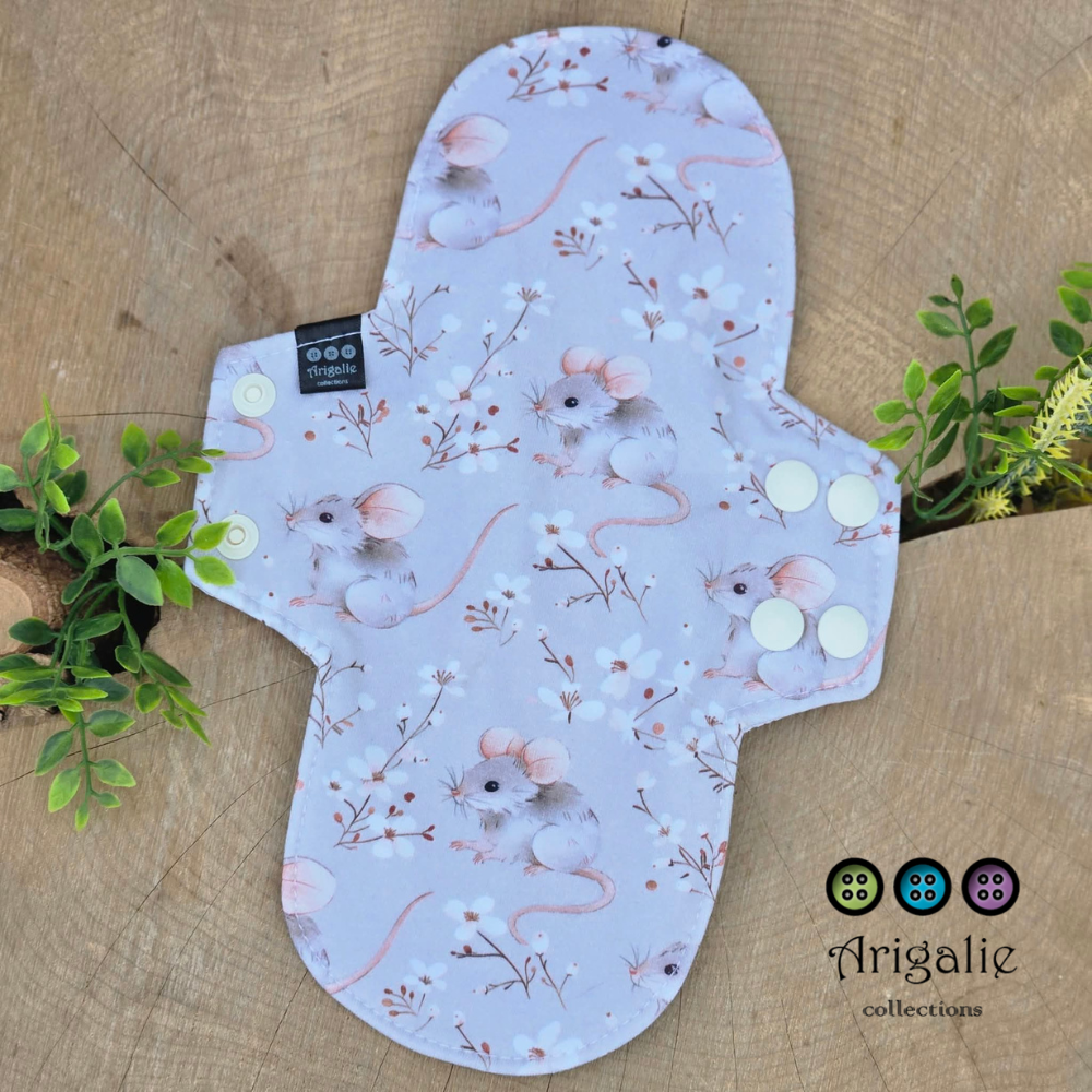 SERVIETTE HYGIÉNIQUE LAVABLE | Pour maman | ARIGALIE - Prête à partir