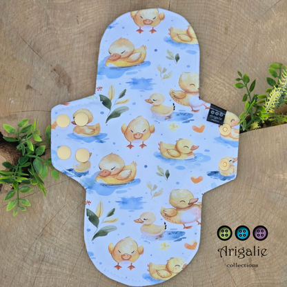 SERVIETTE HYGIÉNIQUE LAVABLE | Pour maman | ARIGALIE - Prête à partir