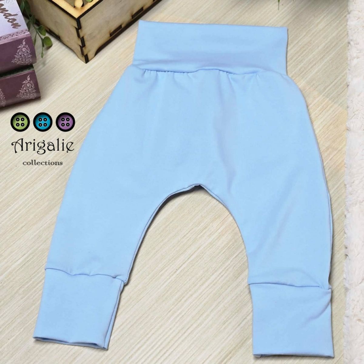 PANTALON ÉVOLUTIF UNI | ARIGALIE - Coin stylé - Prêt à partir