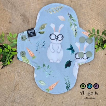 SERVIETTE HYGIÉNIQUE LAVABLE | Pour maman | ARIGALIE - Prête à partir