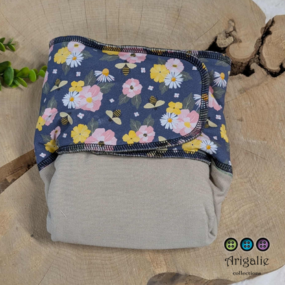 ADÈLE | PRÉPLATE | Couche lavable pré-boostée pré-assemblée | Taille Medium - prêt à partir