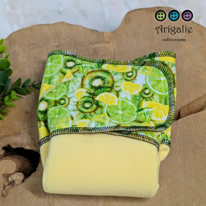 ADÈLE | PRÉPLATE | Couche lavable pré-boostée pré-assemblée | Taille Medium - prêt à partir