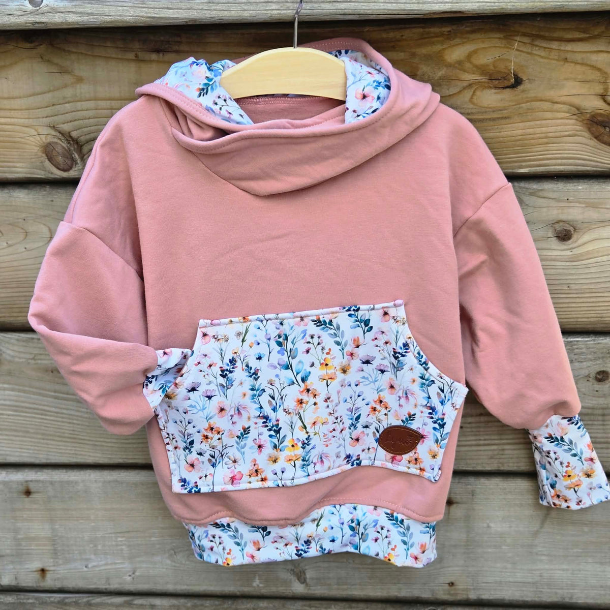 HOODIE ÉVOLUTIF | Coin stylé - prêt à partir