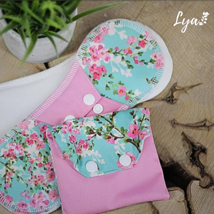 SERVIETTE HYGIÉNIQUE LAVABLE | Pour maman | LYA - sur commande