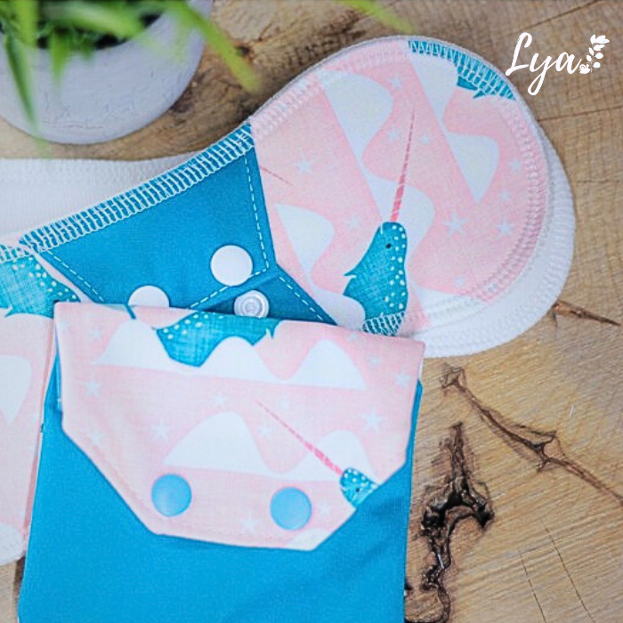 SERVIETTE HYGIÉNIQUE LAVABLE | Pour maman | LYA - sur commande