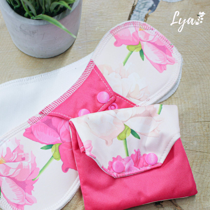 SERVIETTE HYGIÉNIQUE LAVABLE | Pour maman | LYA - sur commande